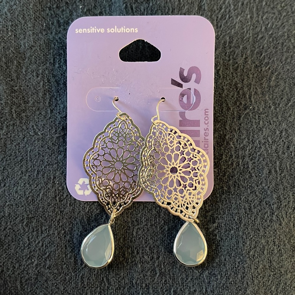Dangle earrings